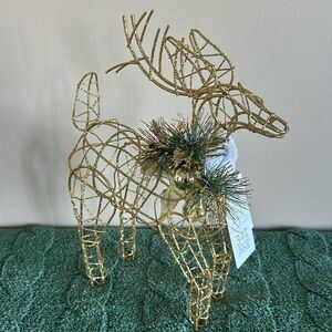 Beautiful 34th & Pine Gold Glitter Reindeer Shimmer NEW